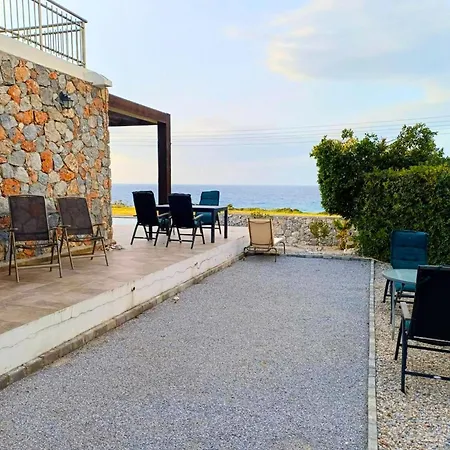 Вилла Tatlitsu With Private Pool And Sea View Akanthou