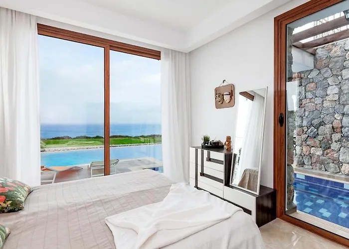 Tatlitsu With Private Pool And Sea View