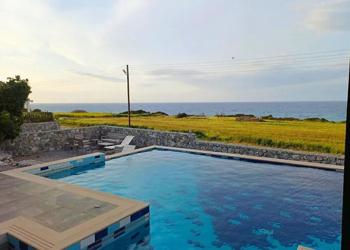 Tatlitsu With Private Pool And Sea View 别墅